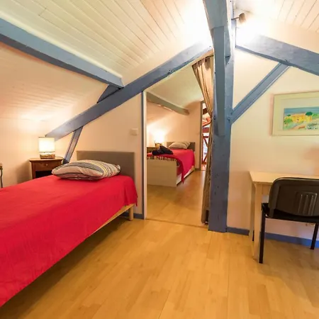 Semesterbostad De Pernaout