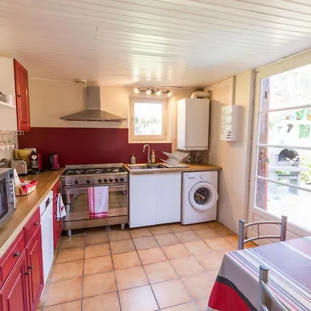 Gite De Pernaout Holiday home *