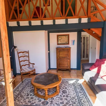 Gite De Pernaout Holiday home Belis